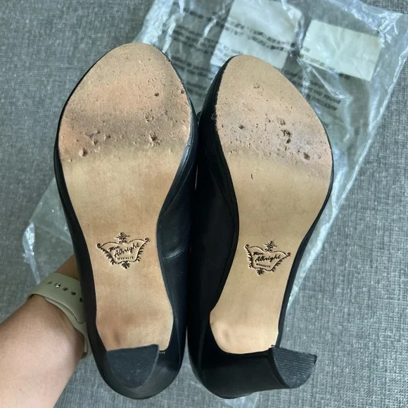 Anthropologie Miss Albright Black Leather Bow Heels - Picture 4 of 5